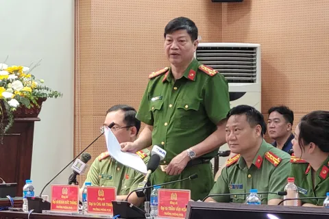 Công an Hà Nội triệt phá vụ sản xuất, tiêu thụ 3 triệu bình chữa cháy giả mang nhãn hiệu DRAGON