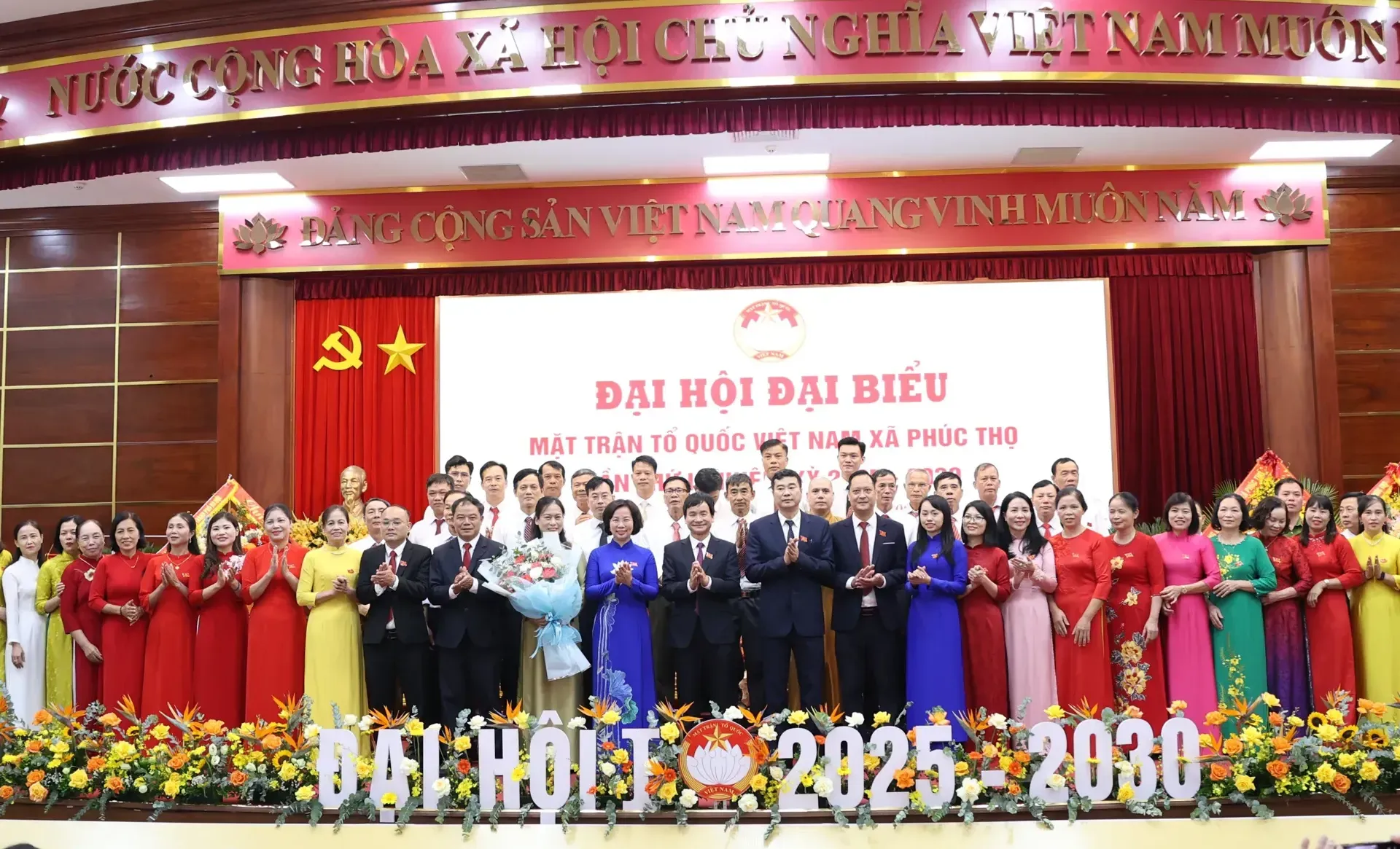 Phát huy sức mạnh đại đoàn kết dân tộc, xây dựng xã Phúc Thọ phát triển toàn diện