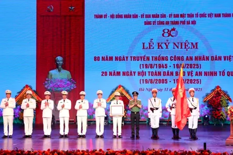 Công an Hà Nội chủ động đổi mới, đồng hành xây dựng Thủ đô phát triển bền vững