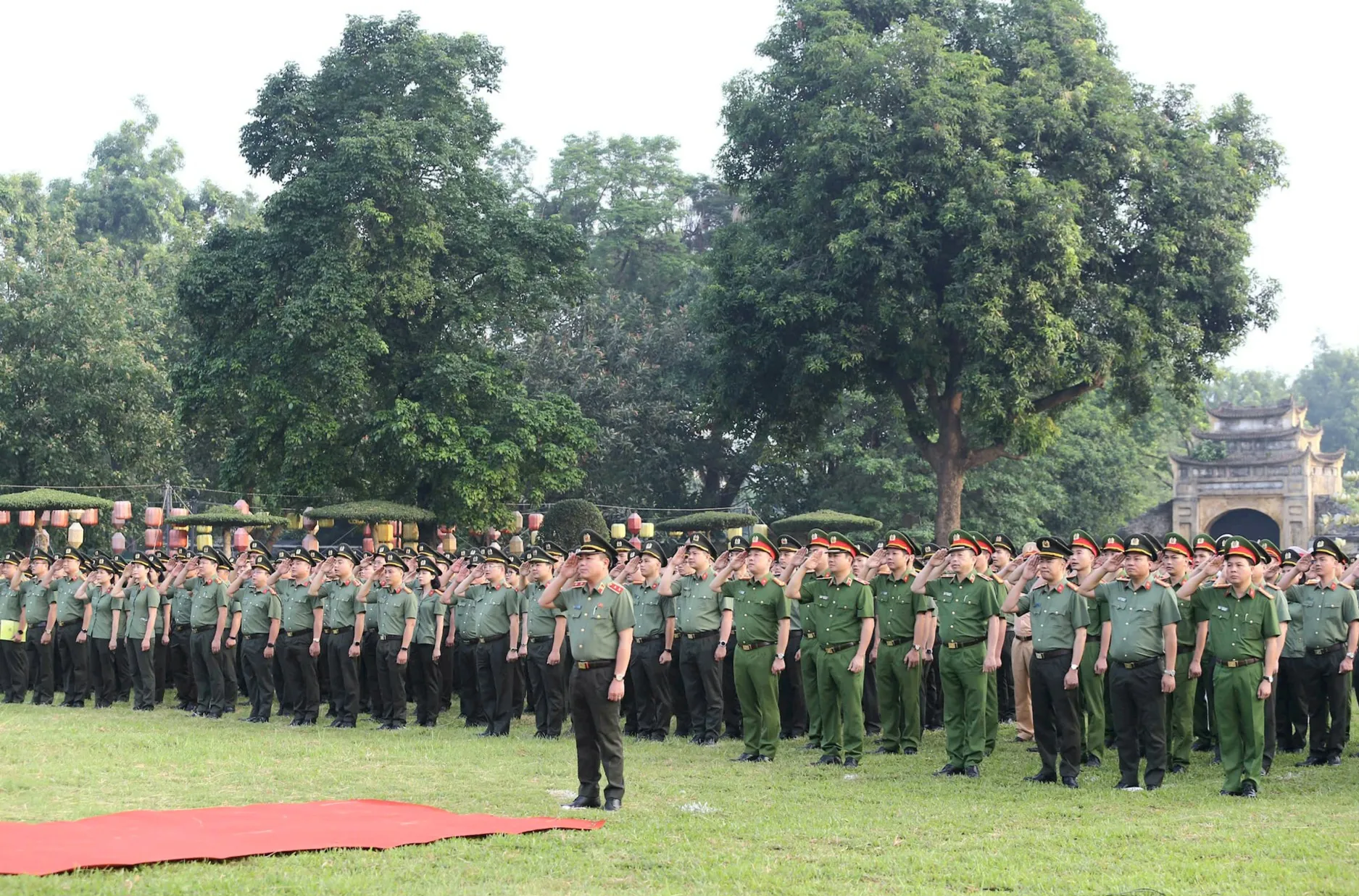 Công an TP Hà Nội phát động phong trào thi đua theo 13 chuyên đề
