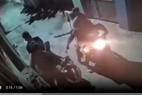 Hà Nội: bắt nhóm đối tượng dùng kiếm chém người, cướp tài sản lúc rạng sáng