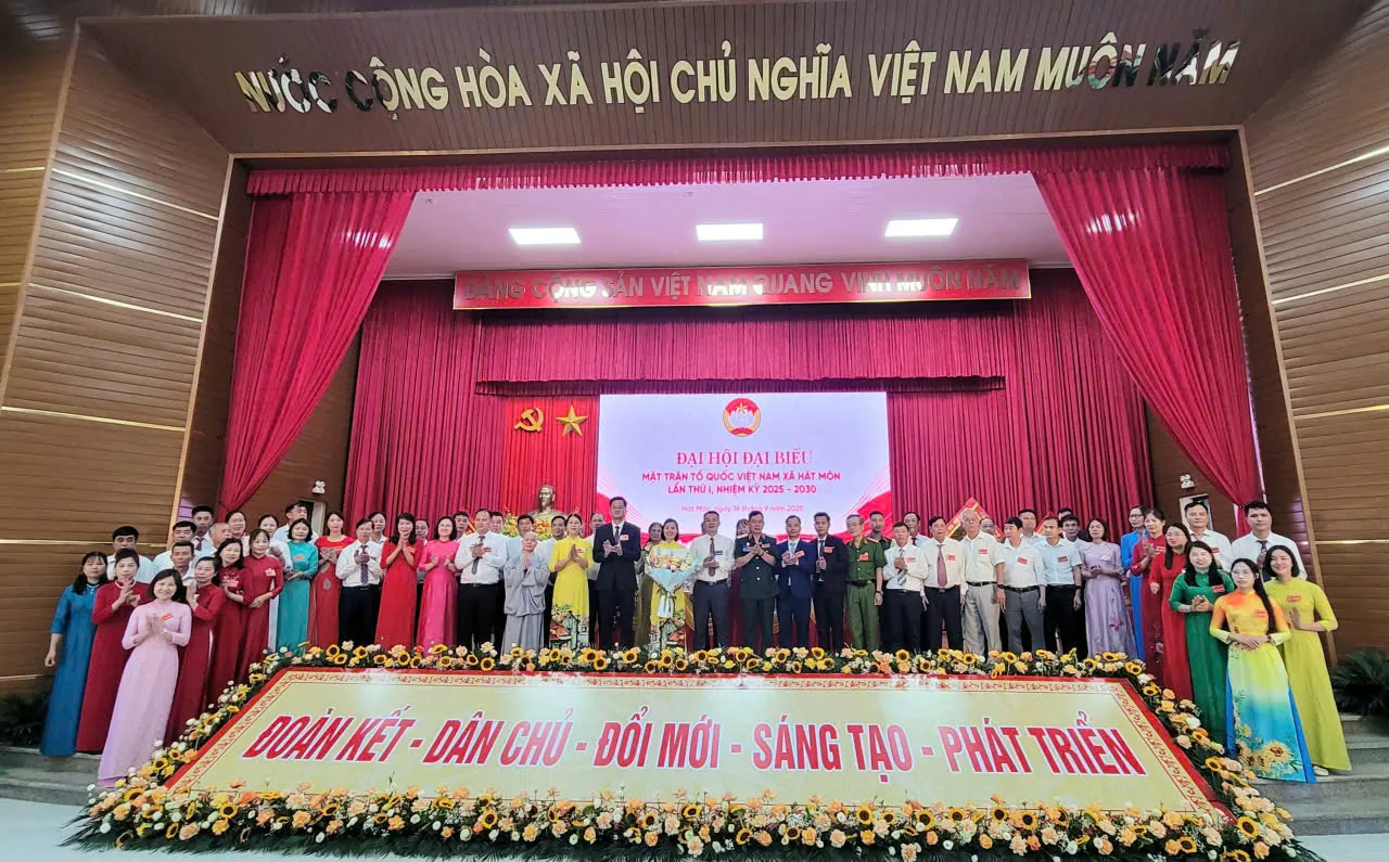 Phát huy sức mạnh đại đoàn kết toàn dân xây dựng xã Hát Môn ngày càng phát triển