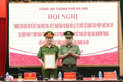 Bí thư Thành ủy Bùi Thị Minh Hoài gửi Thư khen Công an TP Hà Nội