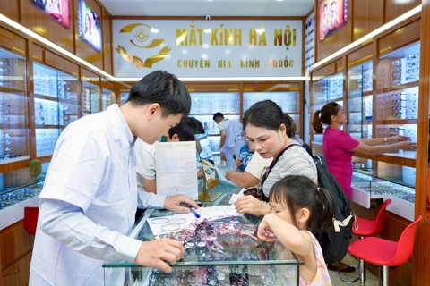 Hành trình 33 năm xây dựng niềm tin và chăm sóc thị lực cộng đồng