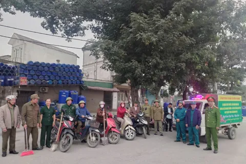 Phường Yên Nghĩa ra quân làm sạch môi trường, chào đón năm mới 2026