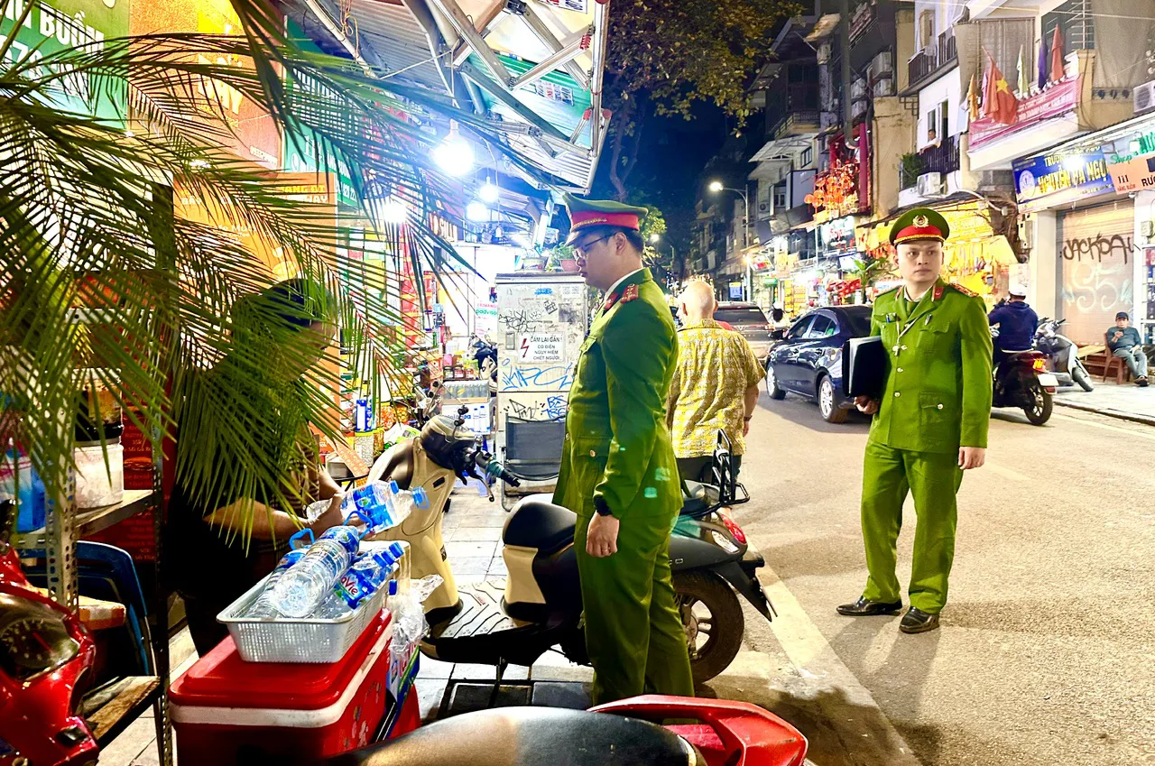 Công an Hà Nội quyết tâm xây dựng phường kiểu mẫu về trật tự đô thị