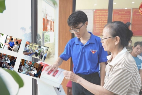 Chính quyền xã Vân Đình gần dân, sát dân, vì dân phục vụ