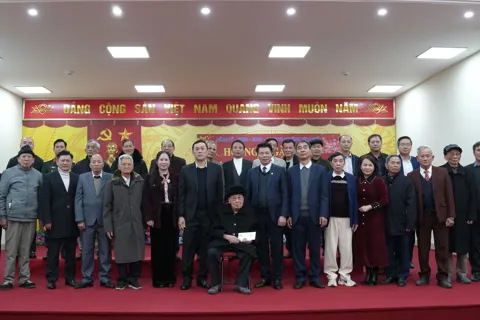 Yên Nghĩa gặp mặt cán bộ chủ chốt qua các thời kỳ dịp Tết Bính Ngọ 2026