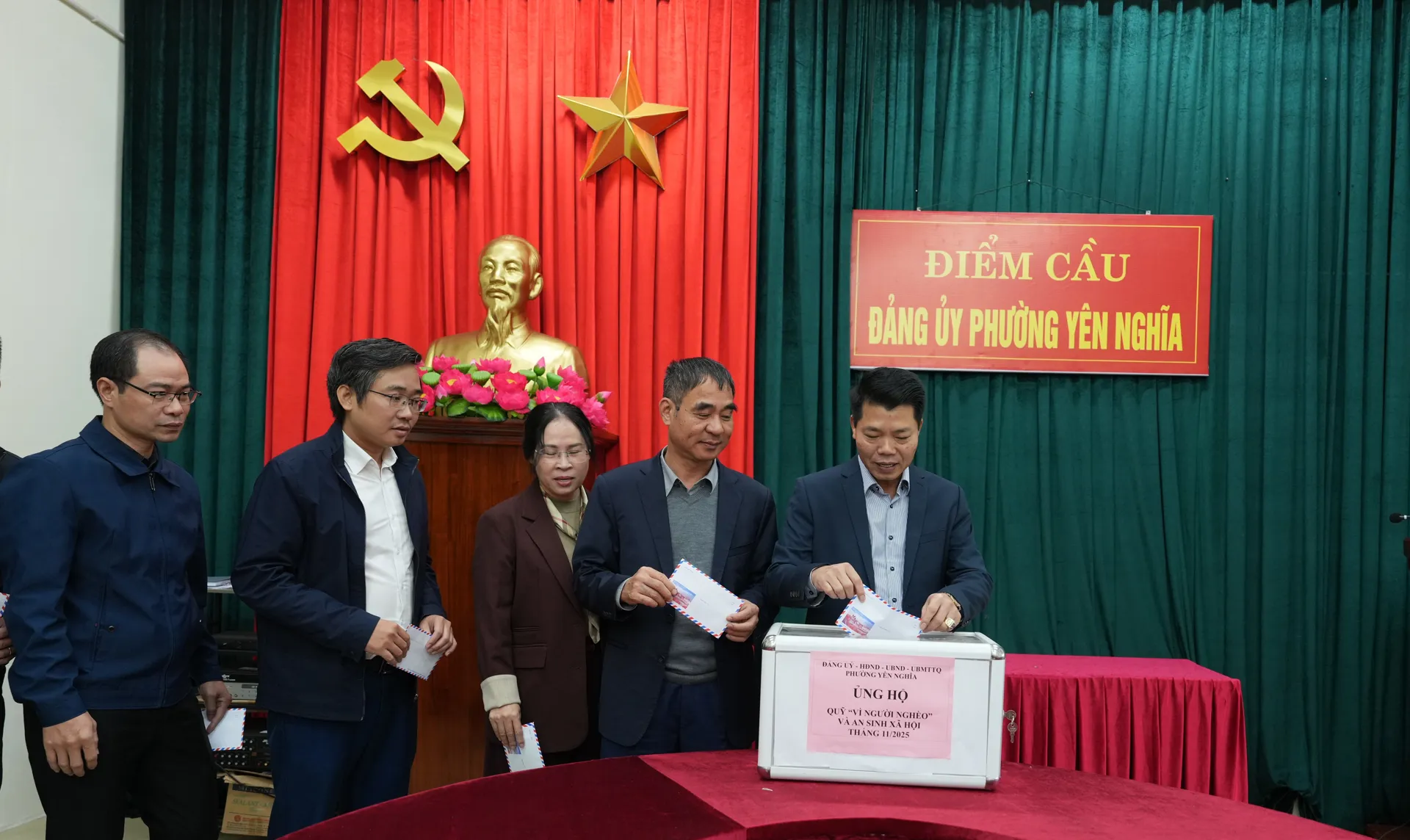 Phường Yên Nghĩa: tiếp nhận hơn 110 triệu đồng ủng hộ đồng bào vùng lũ và người nghèo