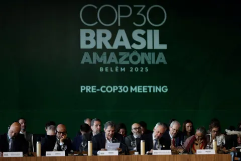 COP30: Thời điểm quyết định và những lời kêu gọi "khẩn thiết" trên toàn cầu
