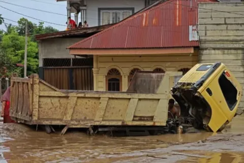 Mưa lũ kỷ lục ở Indonesia: số người thiệt mạng vượt 300
