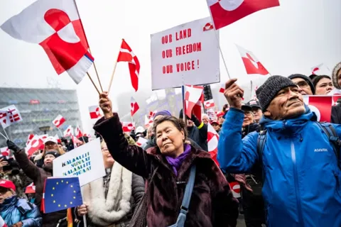 Người dân Đan Mạch biểu tình phản đối tuyên bố muốn kiểm soát Greenland của ông Trump