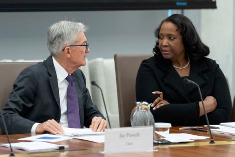 Thẩm phán Mỹ "tung" động thái ngăn ông Trump sa thải Thống đốc Fed