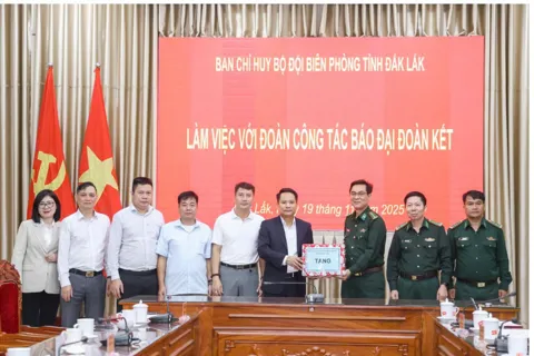 Báo Đại đoàn kết và Bộ đội Biên phòng tỉnh Đắk Lắk thống nhất thực hiện Chương trình “Xuân biên phòng - Ấm lòng dân bản” tại vùng biên
