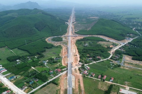 Lập Hội đồng thẩm định Báo cáo nghiên cứu tiền khả thi Dự án cao tốc Vinh - Thanh Thủy