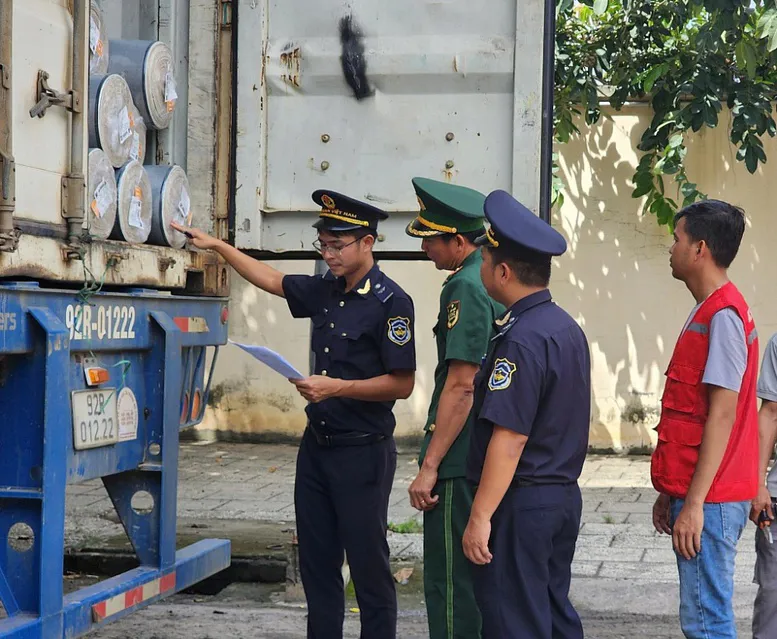 Hải quan tăng cường kiểm soát biên giới, sẵn sàng cho cao điểm chống buôn lậu, gian lận thương mại dịp cuối năm