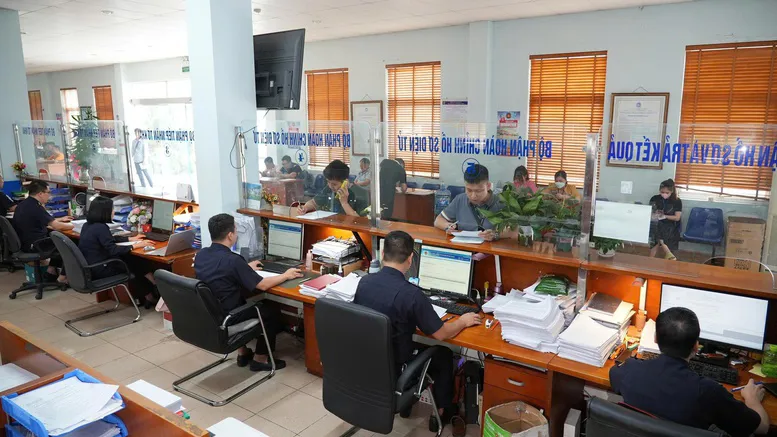 Tăng hiệu quả quản lý hải quan từ đường dây nóng hỗ trợ người dân, doanh nghiệp