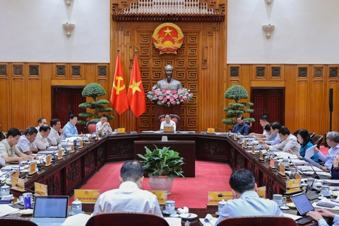 Thủ tướng: Tiếp tục đổi mới tư duy, cách làm trong đầu tư công, tập trung cho các dự án "xoay chuyển tình thế"