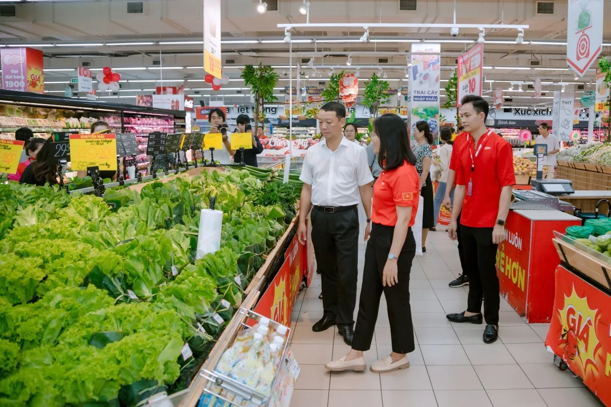 Chung tay tạo thói quen tiêu dùng xanh