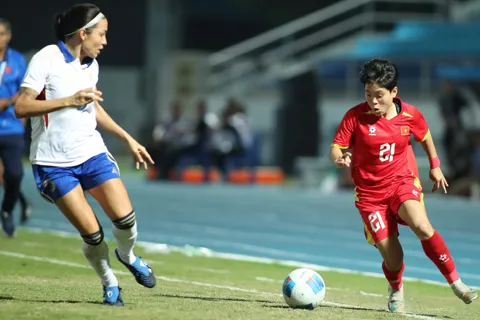 Trực tiếp tuyển nữ Việt Nam 0 - 0 tuyển nữ Philippines: Bất phân thắng bại