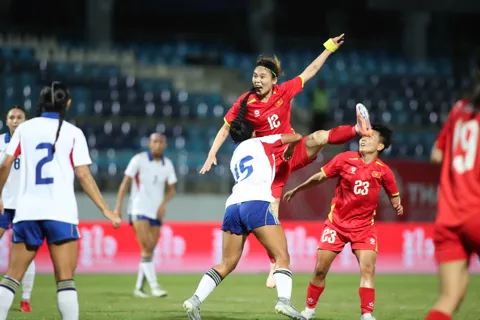 Trực tiếp tuyển nữ Việt Nam 0 - 0 tuyển nữ Philippines: Bất phân thắng bại
