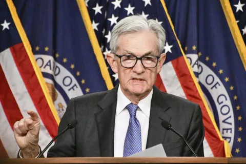 Fed trước ngã ba đường, chia rẽ về chính sách lãi suất năm 2026
