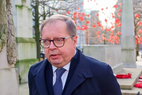 Nga tố Pháp - Anh “leo thang căng thẳng” qua vụ bắt giữ tàu chở dầu
