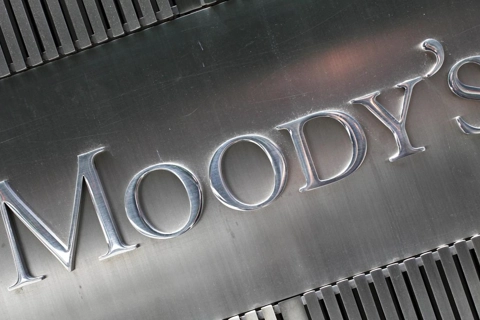 Moody’s hạ xếp hạng tín nhiệm Mỹ, cảnh báo nghiêm trọng về rủi ro tài khóa
