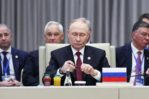 Ông Putin cáo buộc EU “thổi phồng mối đe dọa từ Nga”
