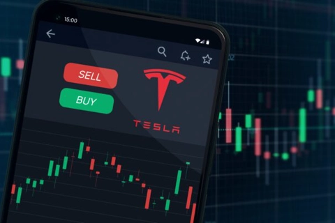Chứng khoán Mỹ bùng nổ, Dow Jones leo dốc hơn 700 điểm
