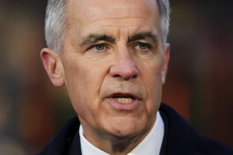 Canada lên tiếng trước đe dọa áp thuế 100% của ông Trump
