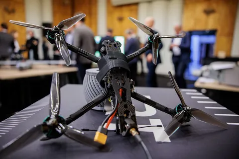 Đức “dội gáo nước lạnh” vào “bức tường chống UAV”, chuyên gia Nga cảnh báo leo thang căng thẳng