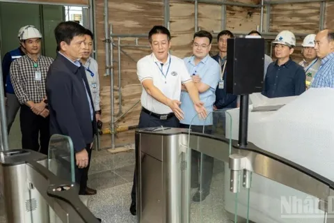 Giải ngân đầu tư công, áp lực “chặng nước rút”