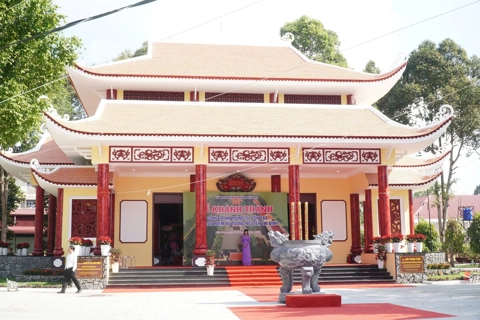 Chuyện 12 hố bom quanh nhà nữ tướng huyền thoại