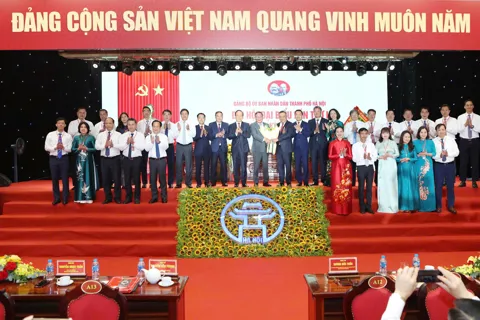 Bài 2: Tự soi, tự sửa, nâng tầm thời đại