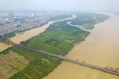Đánh thức “đất vàng” ven sông Hà Nội