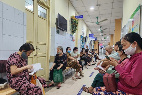 Cần thiết phải có “cú đấm thép”