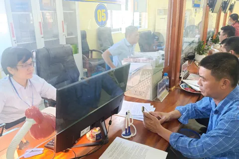 Phú Cát đẩy mạnh cải cách hành chính hướng tới chính quyền phục vụ, hiện đại
