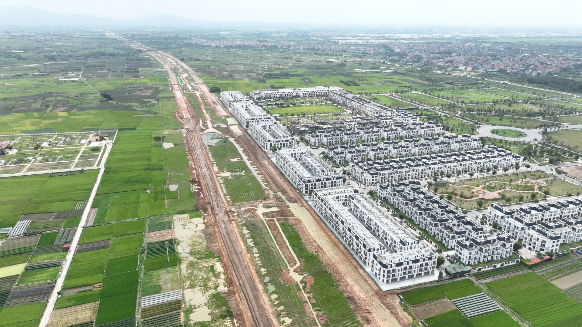 Chặn sớm hiện tượng “tát vét” tài nguyên đất đai
