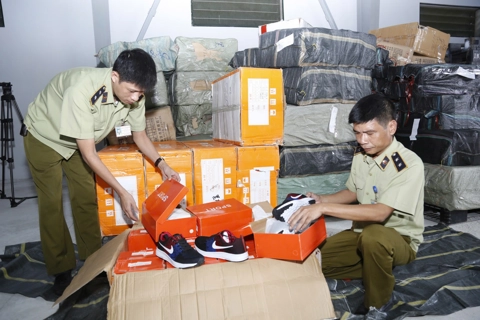 Triệt tiêu tận gốc hàng giả