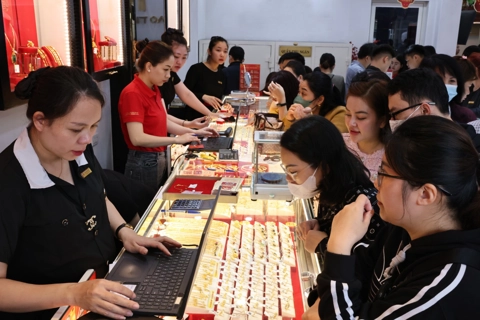 Giá vàng còn phá đỉnh?