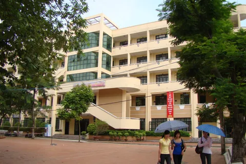 Ký túc xá - hạ tầng xã hội thiết yếu