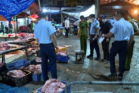 Ai chịu trách nhiệm?