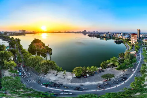 Tây Hồ vững bước tiến lên trong bối cảnh mới