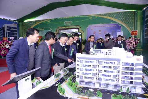 Thị trường bất động sản diễn biến ra sao khi lãi suất tăng?