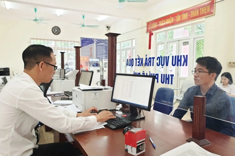 Phường Phú Lương: Ưu tiên phát triển công nghiệp, thương mại và xử lý vấn đề người dân quan tâm