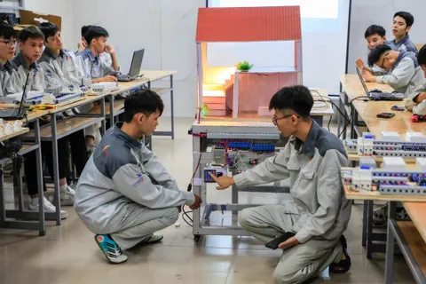 Hà Nội cần đột phá trong đào tạo, sử dụng nhân lực chất lượng cao