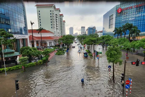 Giao thông Hà Nội lần đầu có kịch bản ứng phó với mưa bão