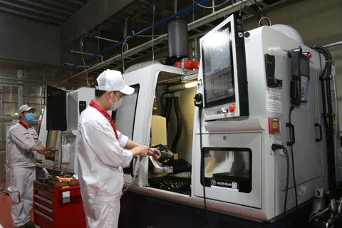 Tín dụng tăng kỷ lục: Đến lúc bỏ room