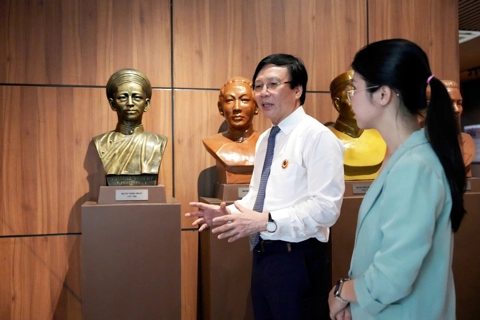 Nơi gặp gỡ, kết nối các thế hệ nhà báo
